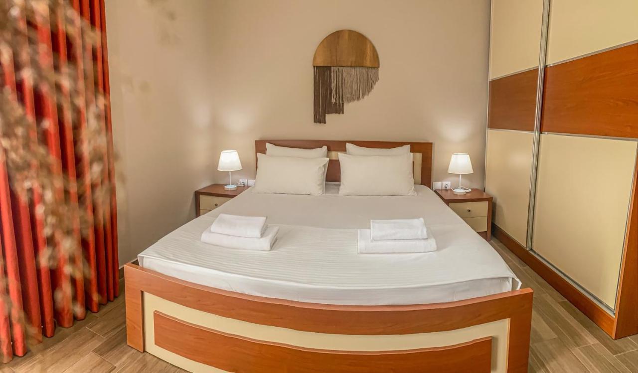 Aljur Hotel Himarë Dış mekan fotoğraf